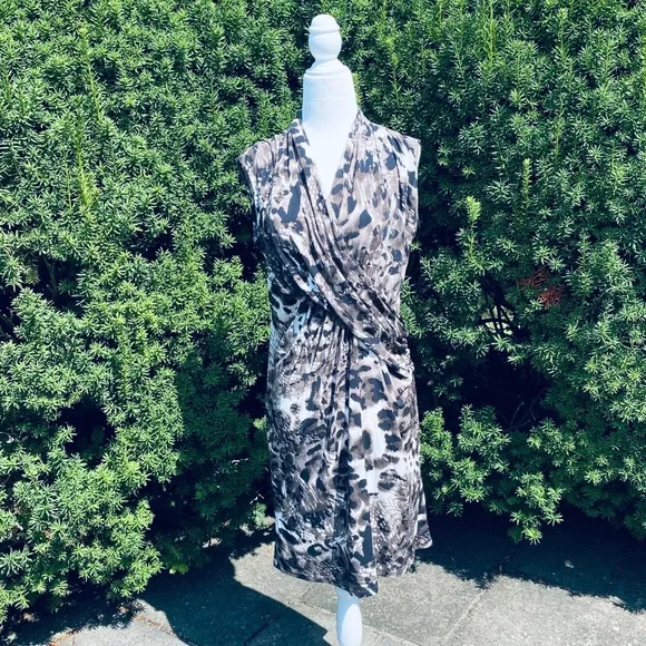 KENNETH COLE**Stretchy Animal Print Dress**Small $165 - Picture 3 of 8